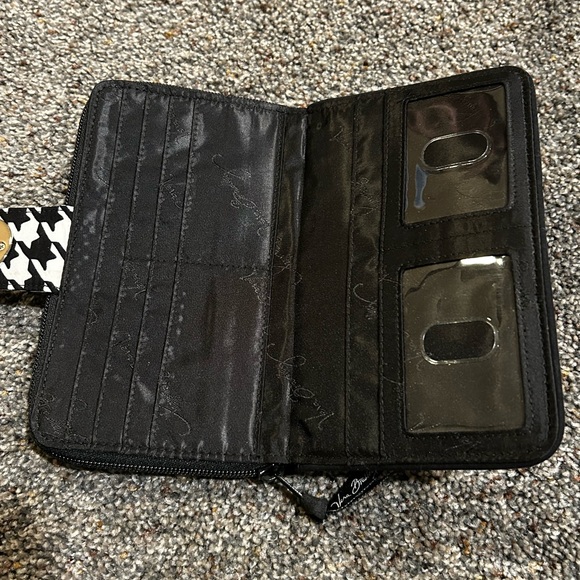 Vera Bradley Black and White Houndstooth Wallet - Picture 4 of 4